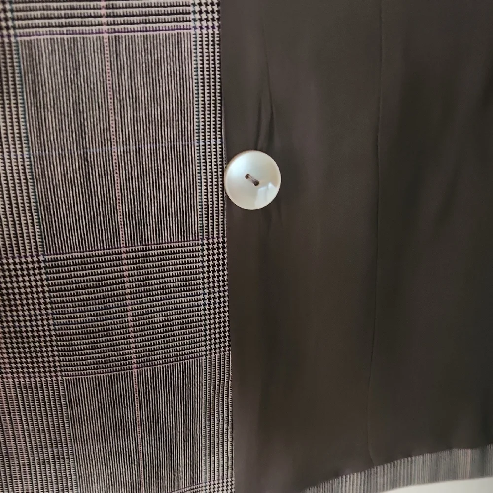Ralph Lauren Gray Double-Breasted Women's Suit - Picture 3 of 13